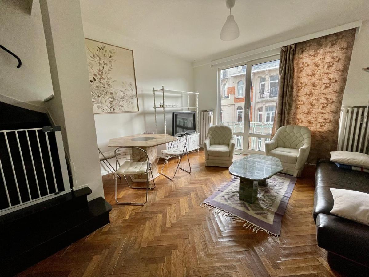 Superbe Appartement Duplex Avec Jacuzzi Bruselas Exterior foto